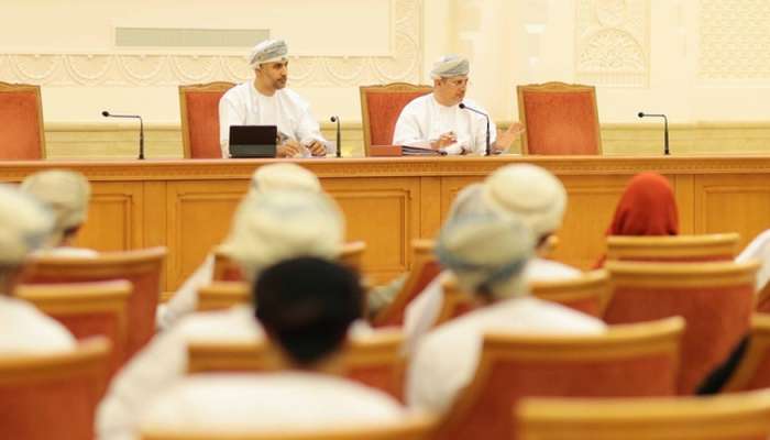 Oman’s State Council Reviews 2025 Budget Draft: Economic Growth and Fiscal Outlook