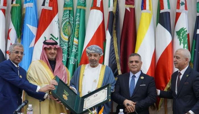 Sultan Haitham bin Tarik Awarded Prestigious Arab Security Medal for Contributions to Regional Peace