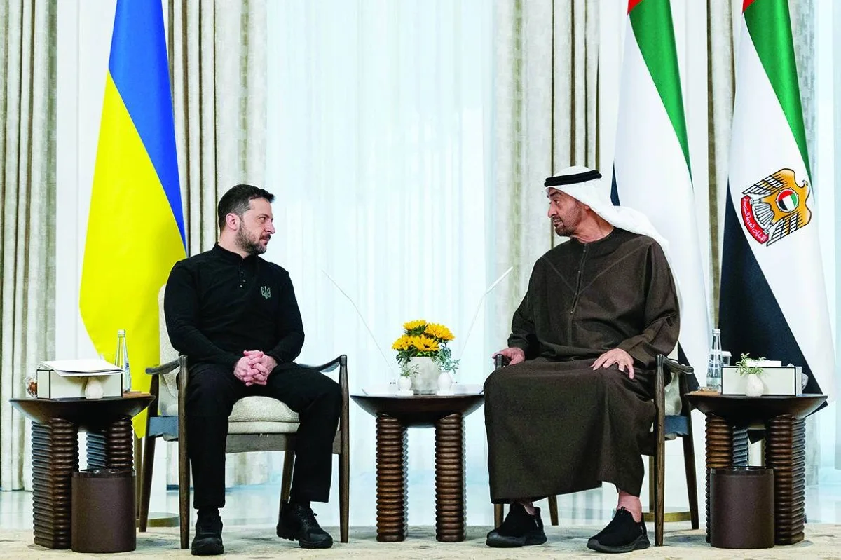 Zelensky Meets UAE President Sheikh Mohammed to Discuss Economic Cooperation Amid Tensions with Russia